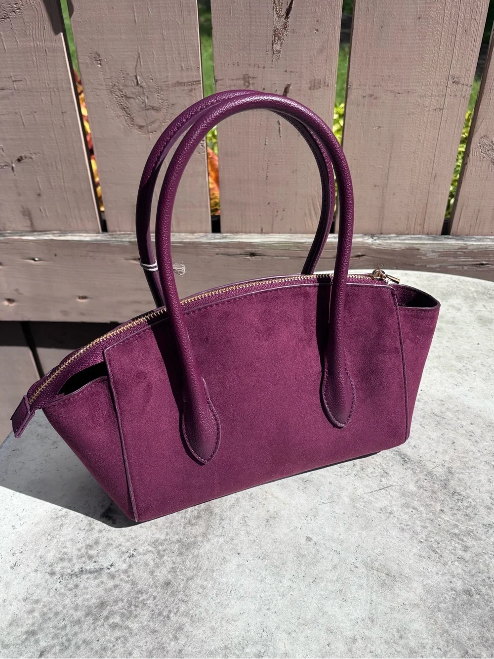 🎉NWT🎉 Elegant Burgundy Winged Satchel Handbag with Top Handles